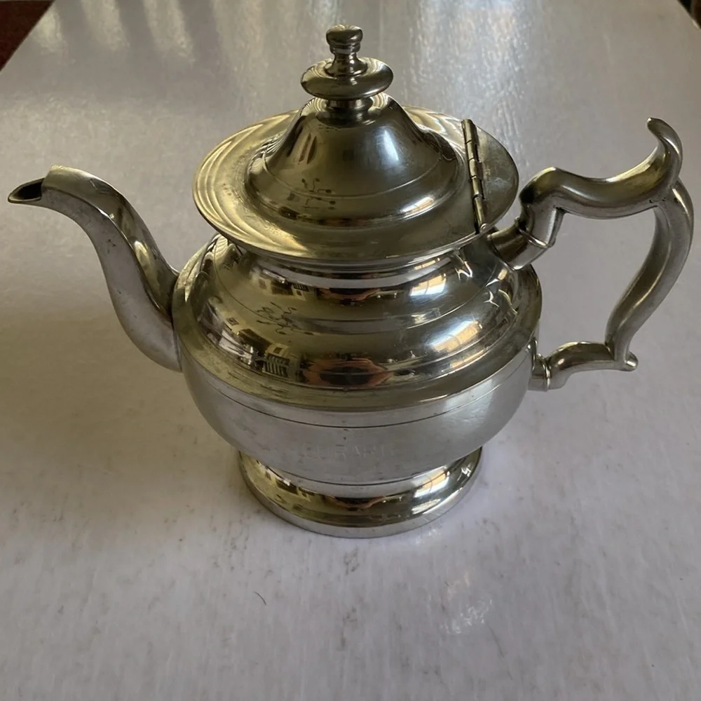 Woodbury Pewterers Elegant Silver Teapot Size 9.5” x 7” approximately